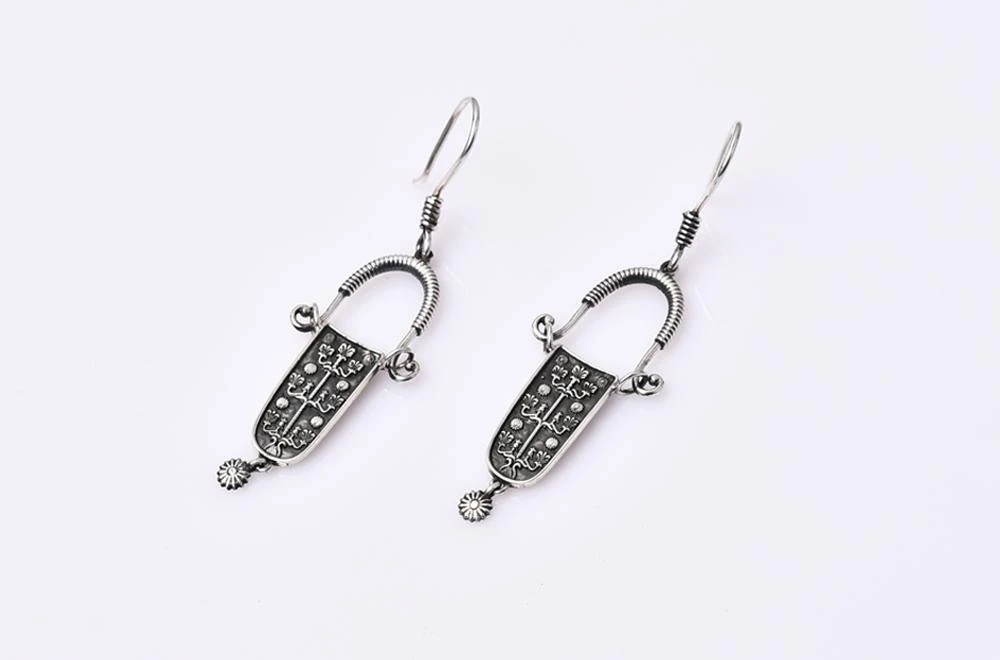 Small Earrings "Van "