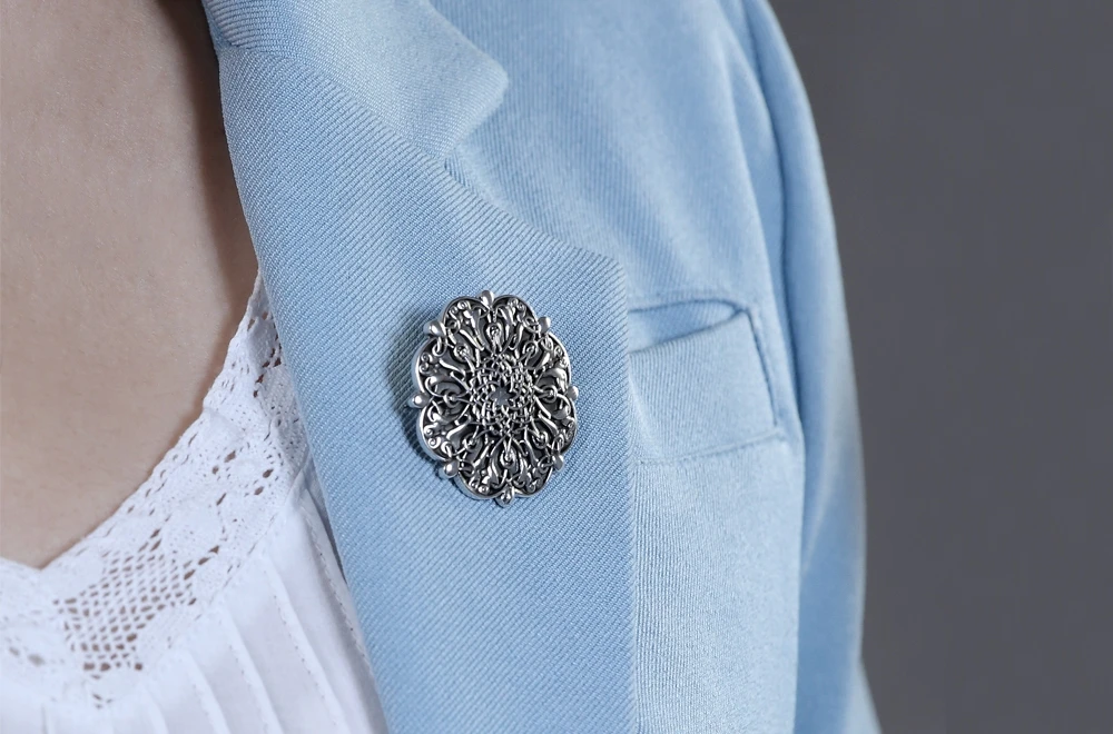 Brooch "The Universe" thumbnail