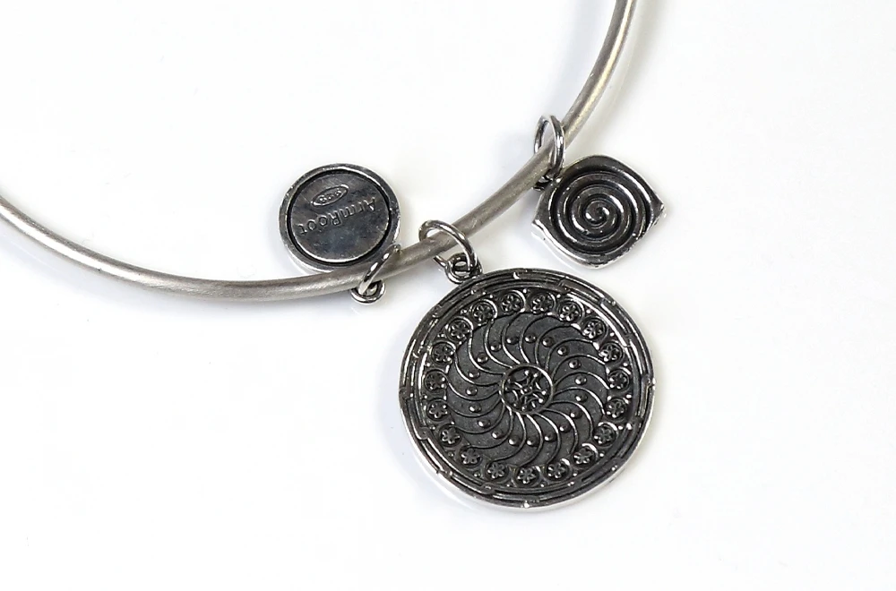 Charming Bracelet "Teghenyats" thumbnail