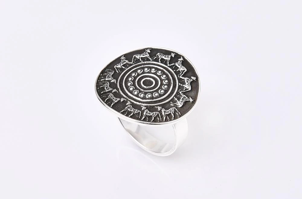 Classic Ring "Urartu" thumbnail