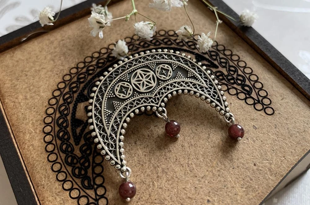 Brooch "Daghdghan" with  Ball Stones thumbnail